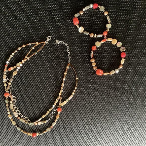 Silpada Fiesta fun necklace and bracelets - Picture 1 of 4